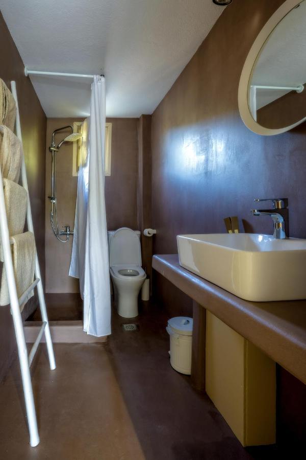 Petra Mare Suites ブアブロウ エクステリア 写真